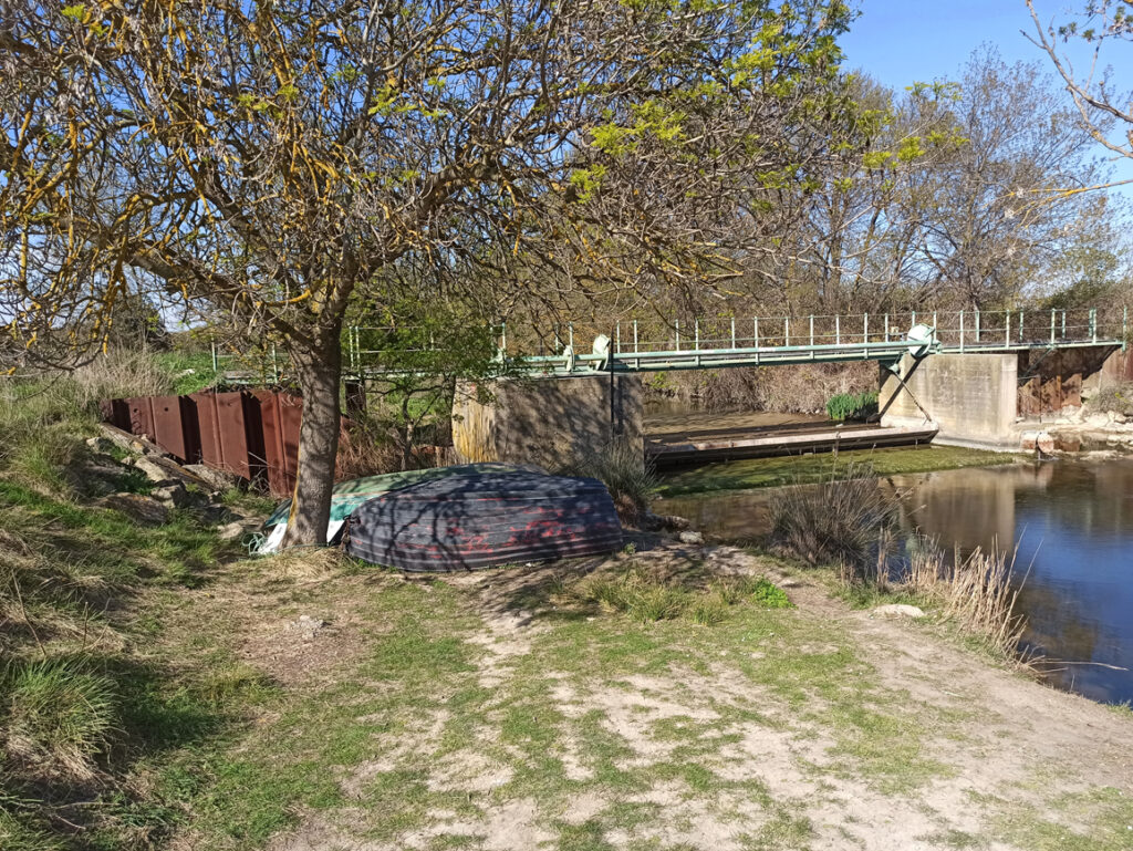 Le barrage anti-sel du Bérange